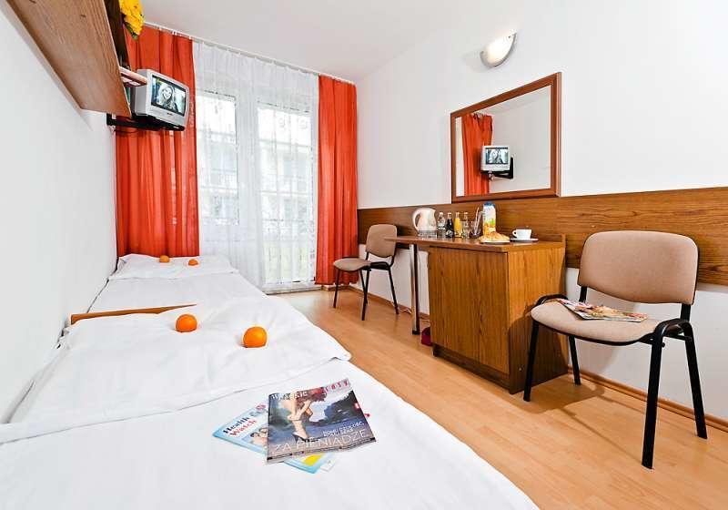 Bispol Hotel Trzebiatow  Bilik gambar