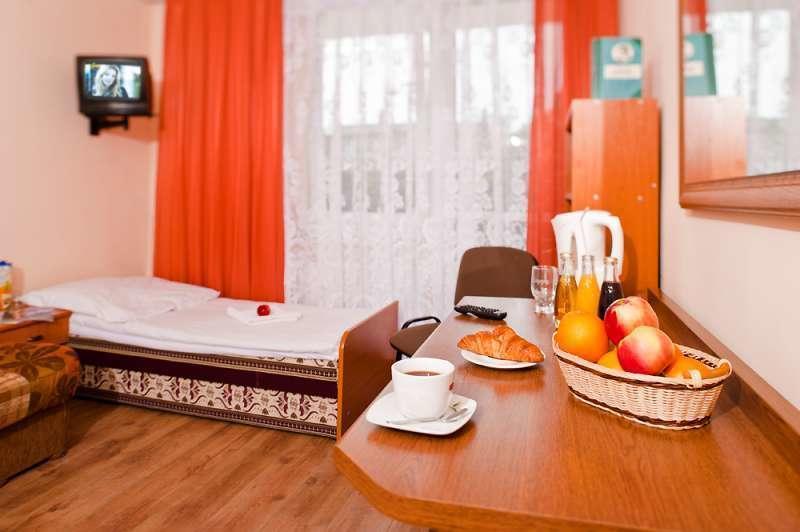 Bispol Hotel Trzebiatow  Bilik gambar